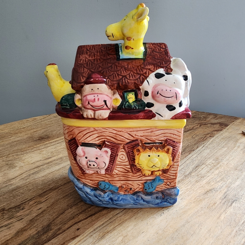 Vintage Noah's Ark Cookie Jar